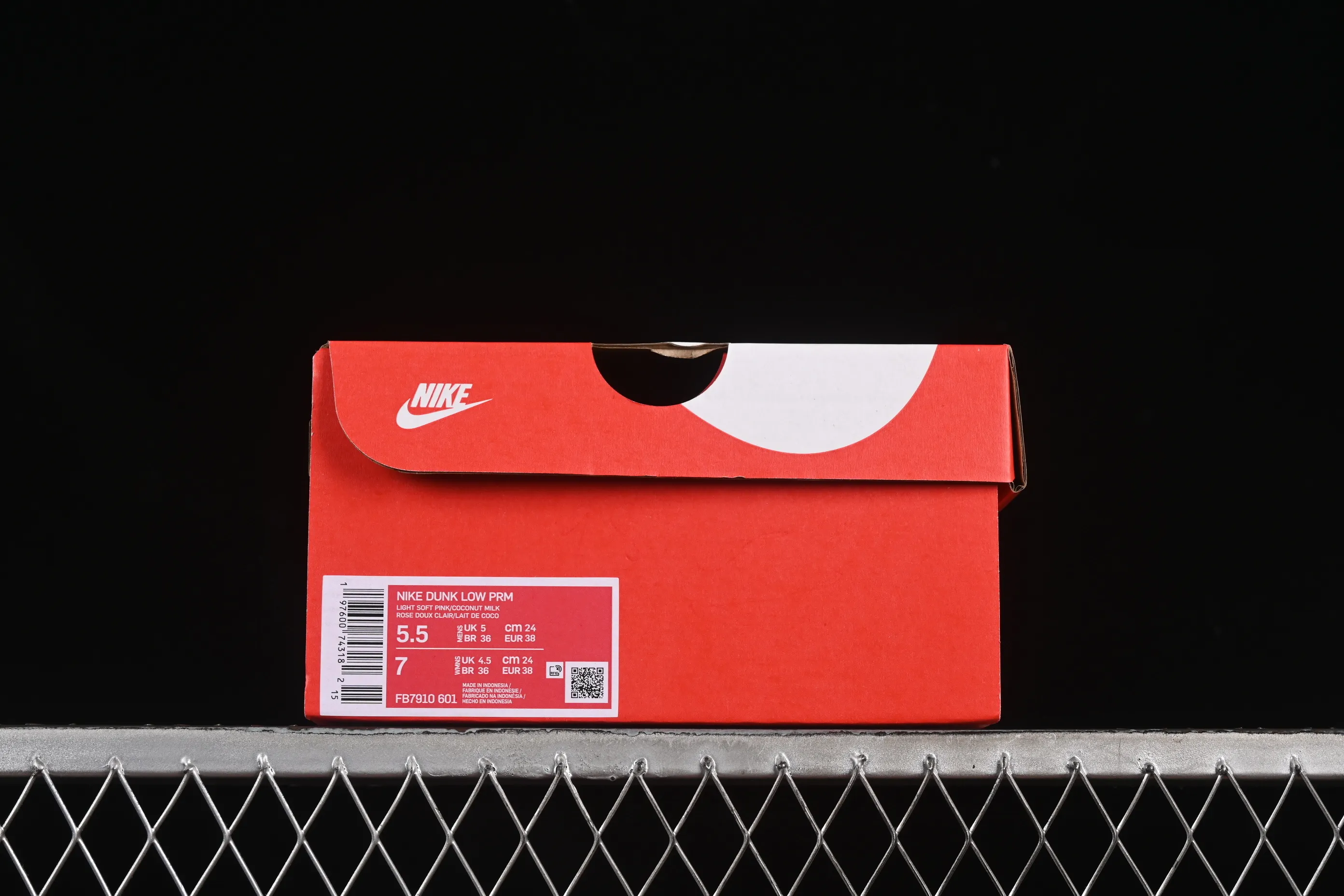 All categories Nk SB Dunk series Nk SB Dunk Low low-top sneakers Nike SB Dunk Low Rouge powder low-top casual sneakers FB7910-601